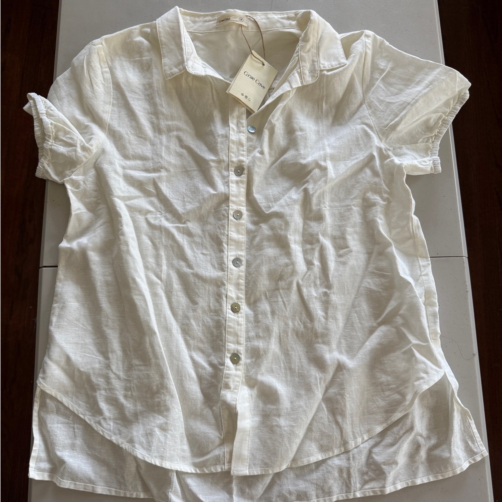 55% Linen/ 45% Grae Cove Cotton Button up shirt